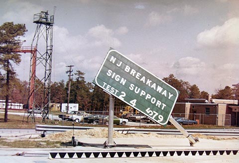 breakaway sign photo